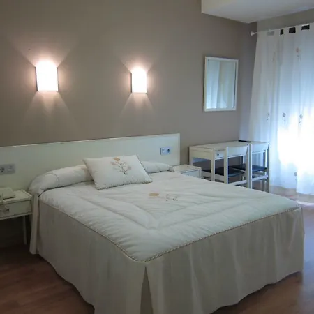 Acebos Azabache 3* 기욘