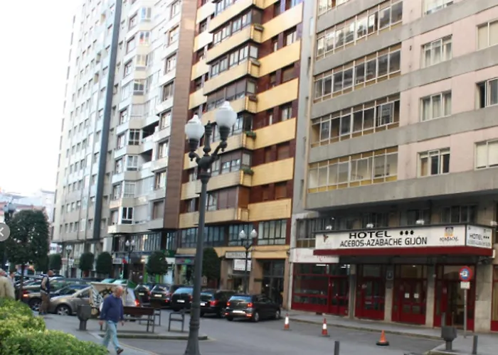 Acebos Azabache Hotel 3*